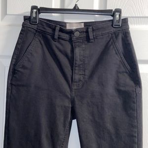 Everlane Black Tapered Leg Pants Size 6